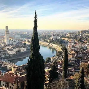 https://musicisti-house.hotelinveneto.com